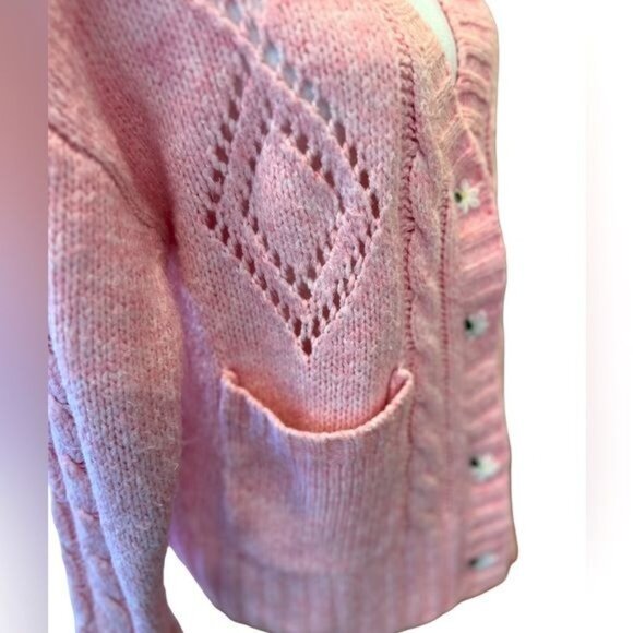 Cliche cardigan sweater size large pink with flowers embroidered over buttons - Picture 6 of 15